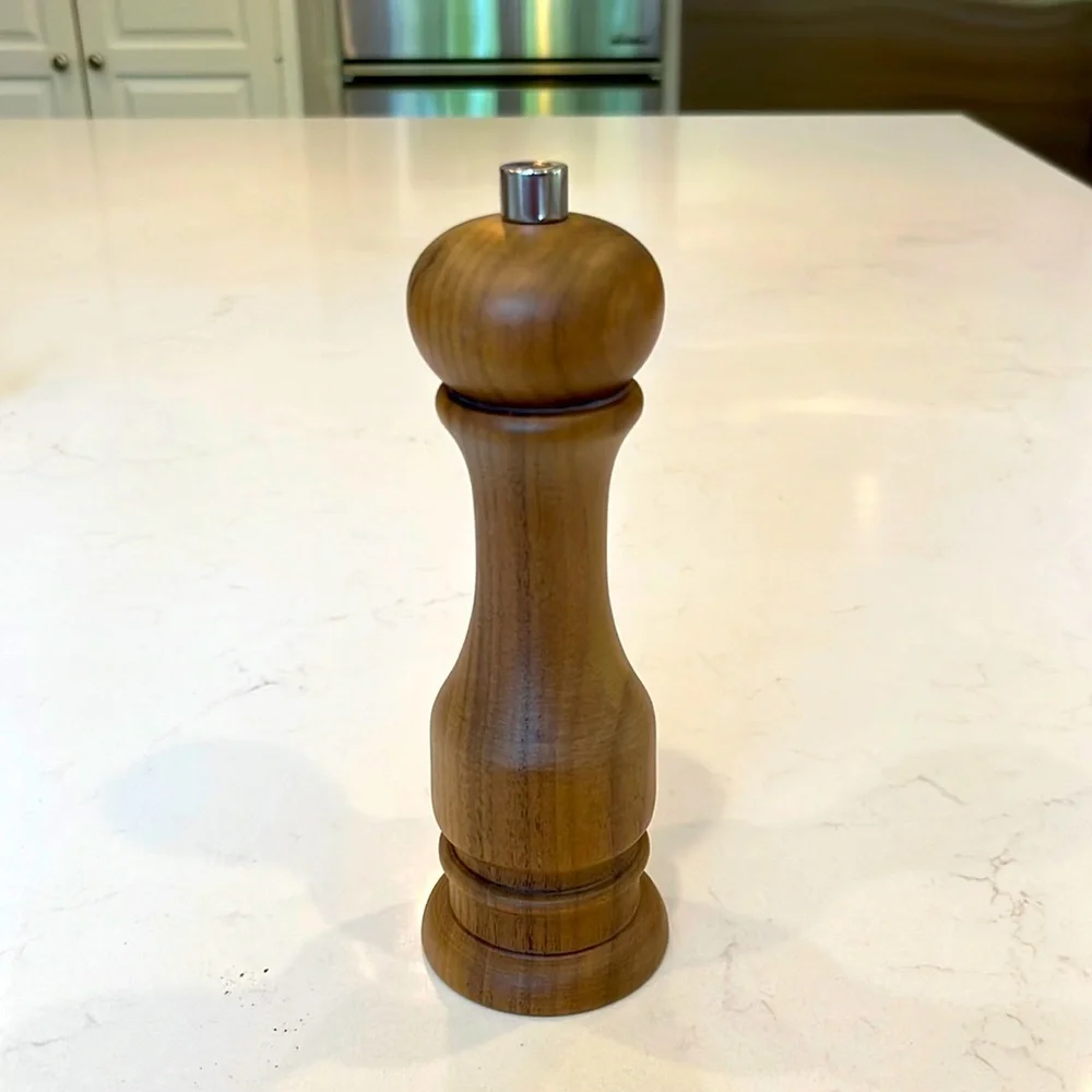 Williams and Sonoma Pepper Mill